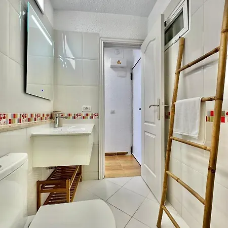 Torres De Yomely - M7c * Playa de las Américas